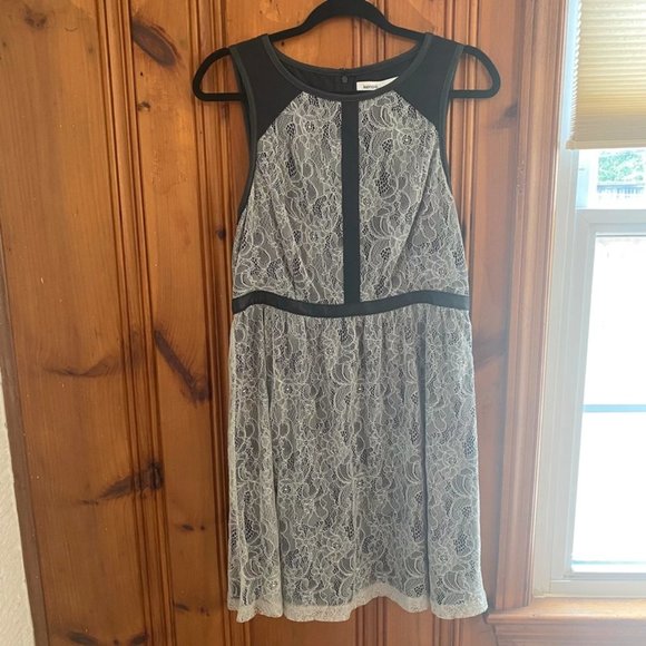 Kensie Lace Dress